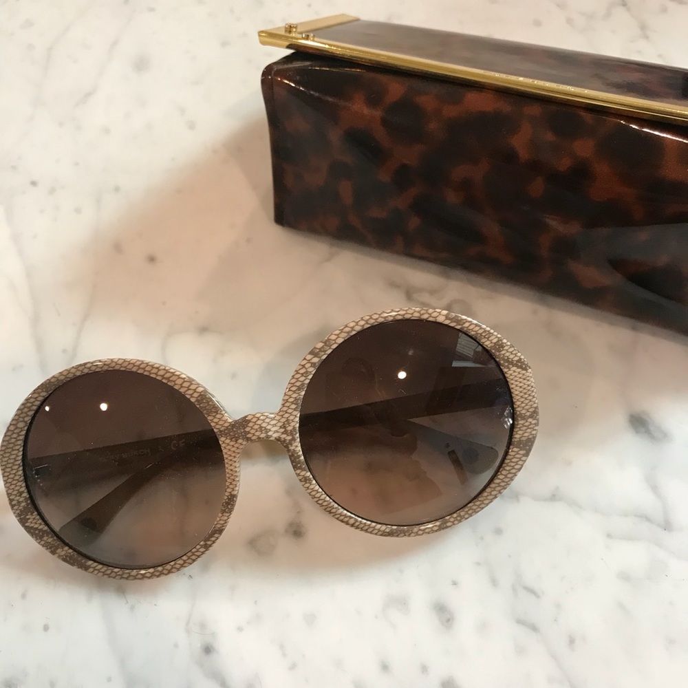 Oversized Tory Burch Snakeskin Pattern Sunglases